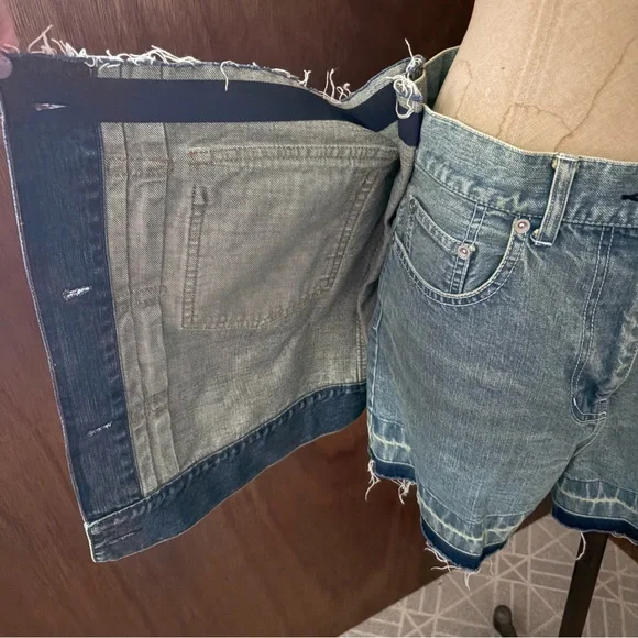 SACAI DENIM SHORTS sz 2 S-M Blue Jeans High Waist Skort Raw Hem - Picture 6 of 15